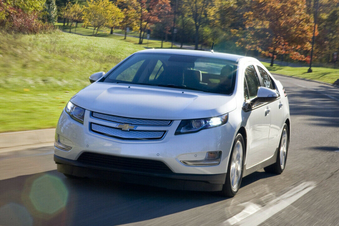 Chevrolet ruft insgesamt 64.000 Fahrzeuge des Volt zurück und ändert die Steuerungs-Software des Motors