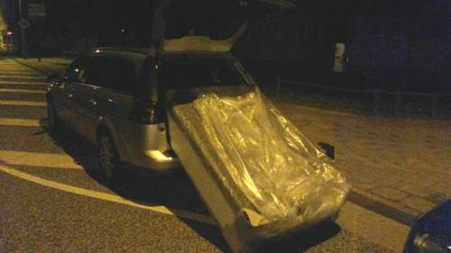 Schieb doch das ganze Bett rein....
