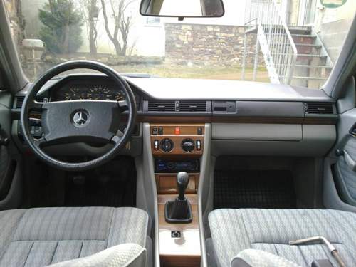 200 E innen