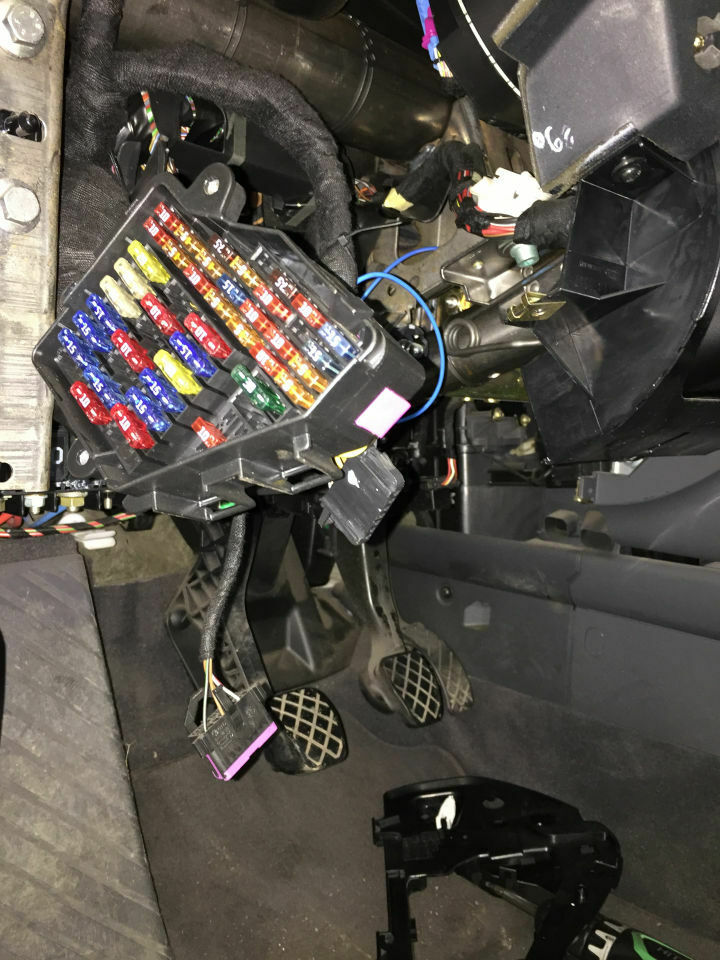 Verwirrung beim Radio ISO-Stecker, Kenwood Radio