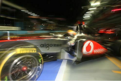 vettel-siegt-wm-party-verschoben-lewis-hamilton-gp-singapur-24-september-2011-f498x333-f4f4f2-c-c6358f00-538839