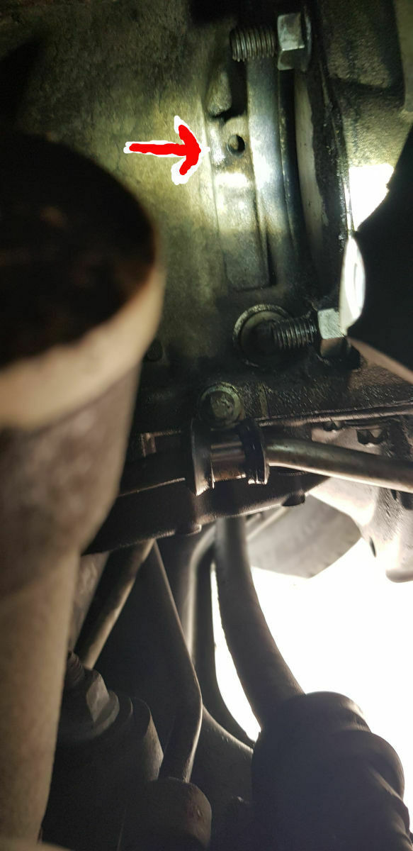 Viano V6 3l BJ 2006, Undicht am Motor, Ölverlust