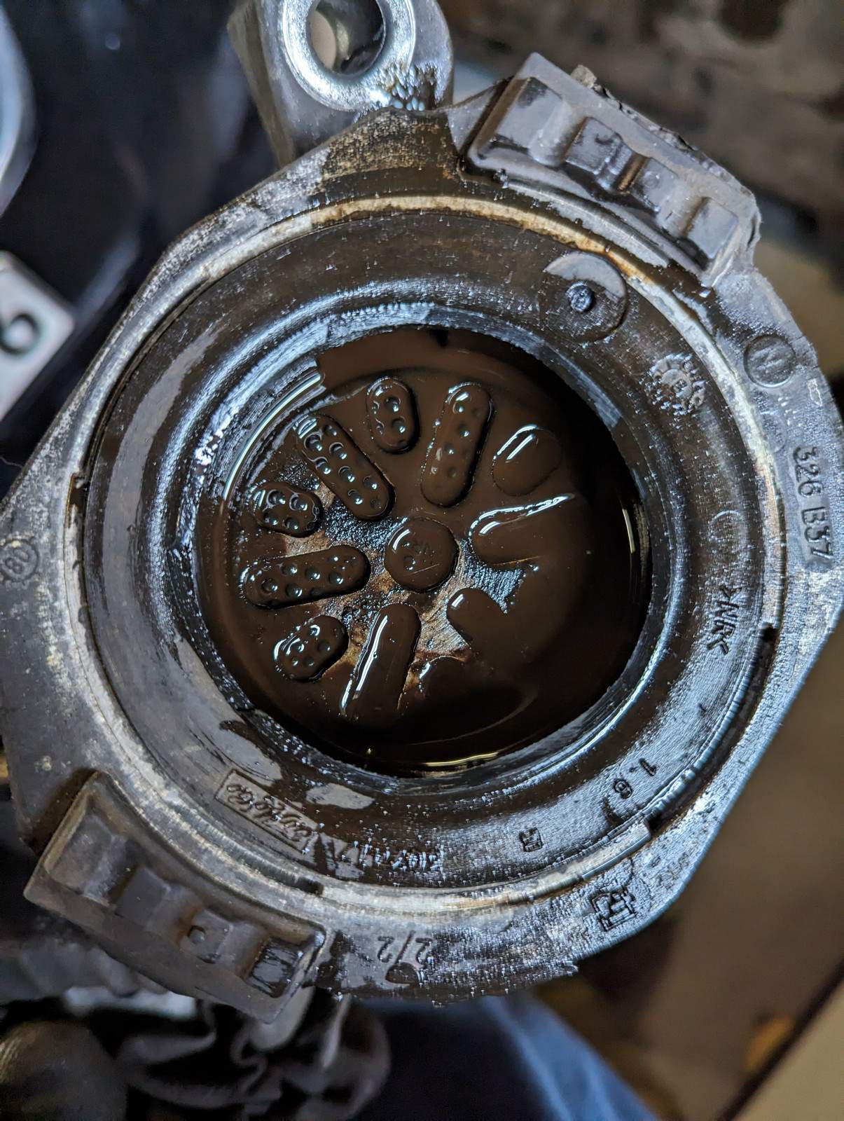 vw t6 vibration beim beschleunigen HI Liebe Busfreunde, wollte mal fragen ob mir jemand weiterhelfen kann.hab  seit kurzem beim beschleunigen t5 Multivan Axe 174 ps starkes flattern im  Lenkrad .Ich bin der Meinung kommt von den Antriebswellen main image 0