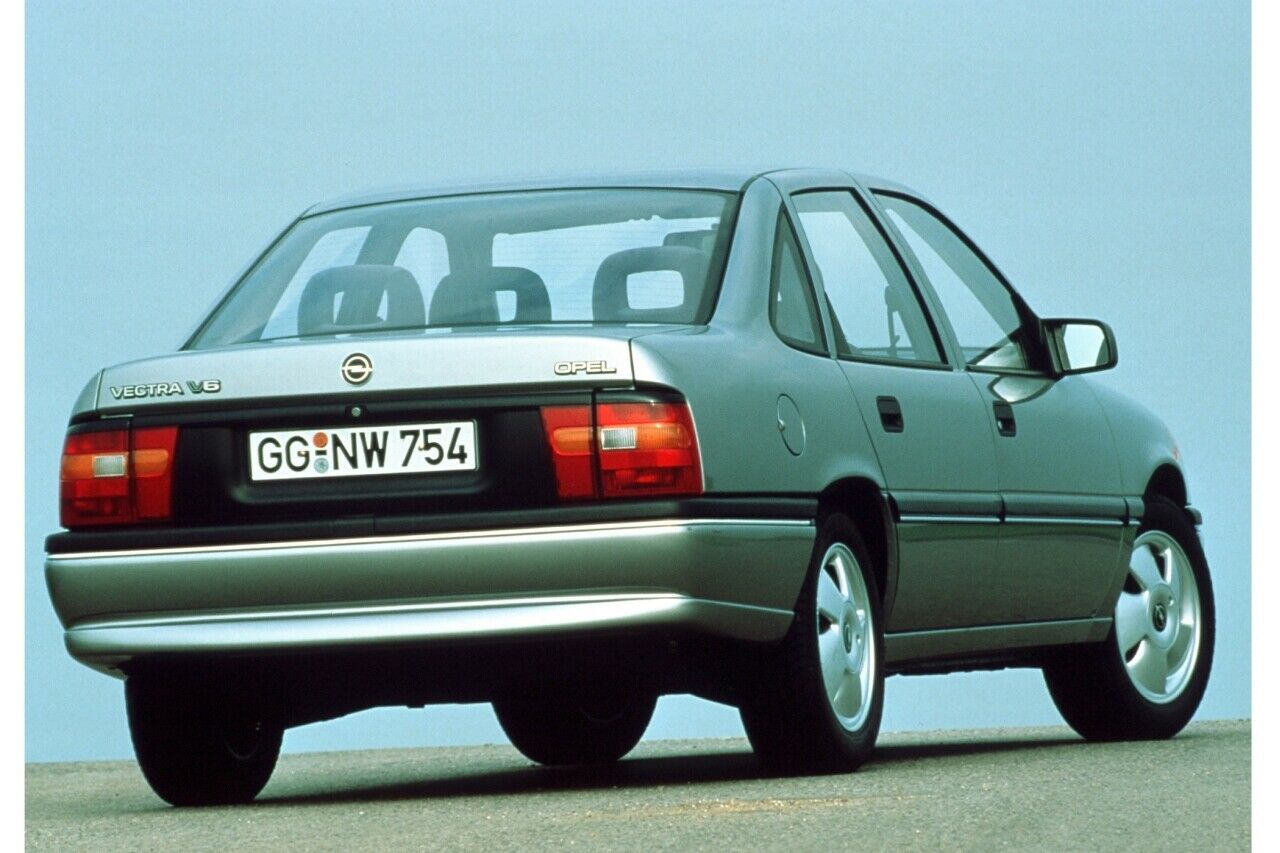Gutes Gewissen serienmäßig: Als eines der ersten Autos kam der Vectra A ab Werk in manchen Motorisierungen mit Drei-Wege-Katalysator