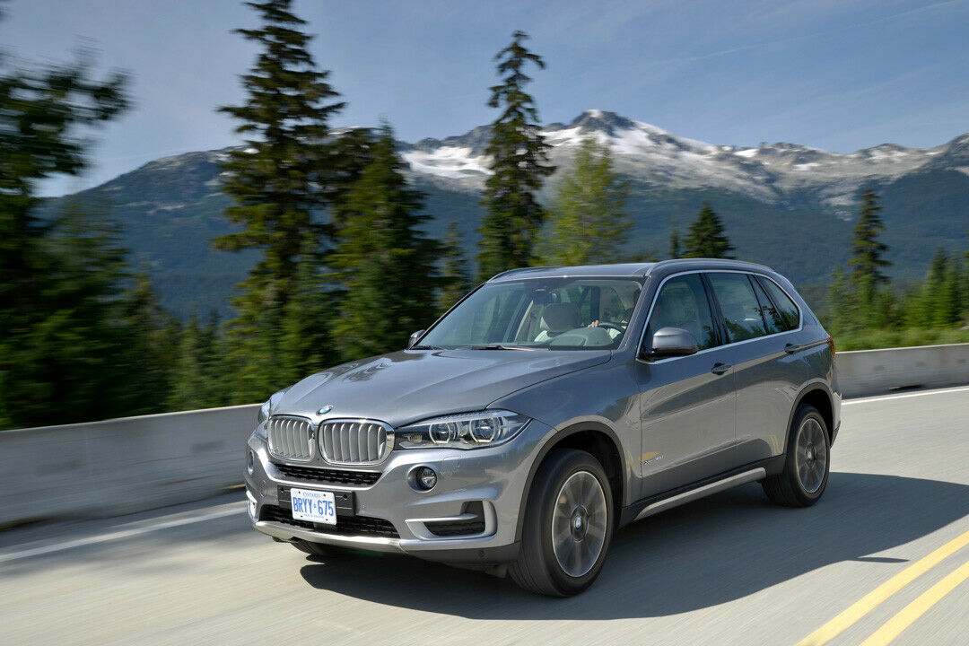 Der Einstiegspreis des neuen X5 sinkt auf 52.100 Euro.