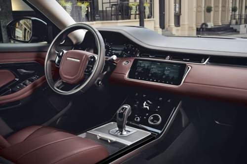Zwei Touchscreens im Evoque: Das Bediensystem stammt vom Velar