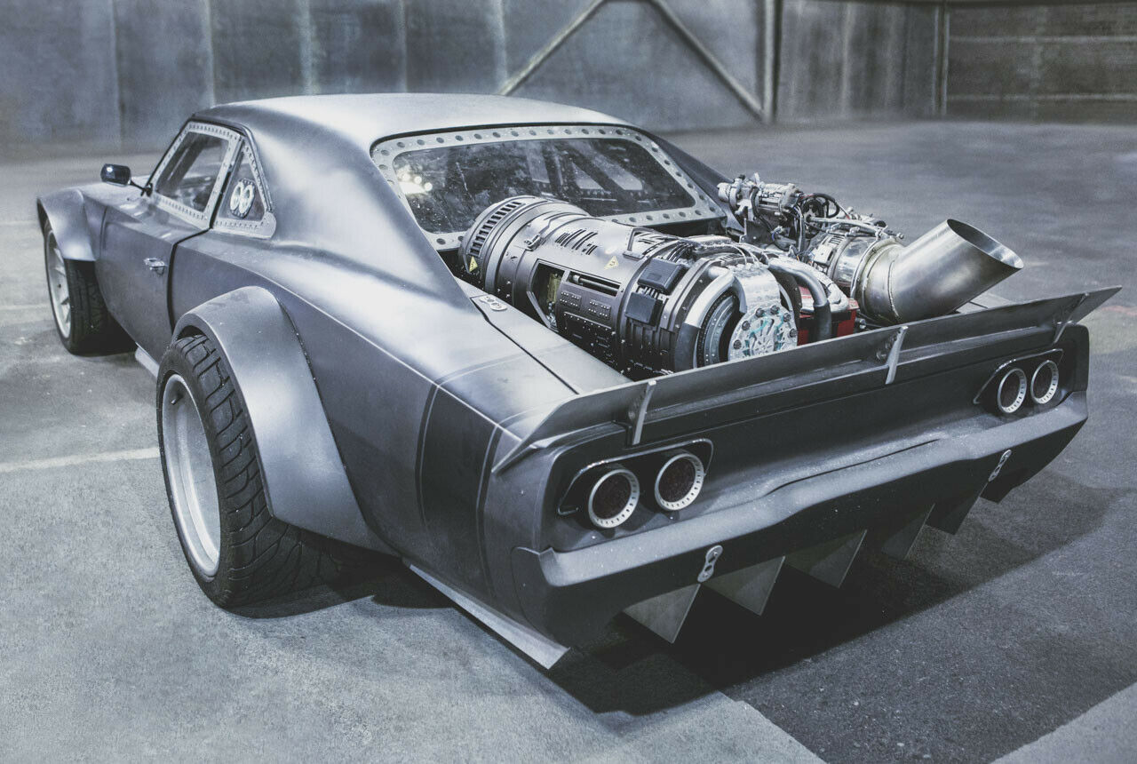 Die Turbine ist Show: Die Power kommt von einem Hellcat-Motor