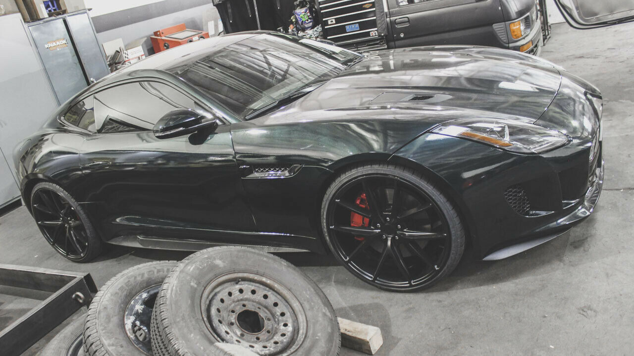 Jaguar F-Type auf 22 Zoll - gefahren von Deckard Shaw