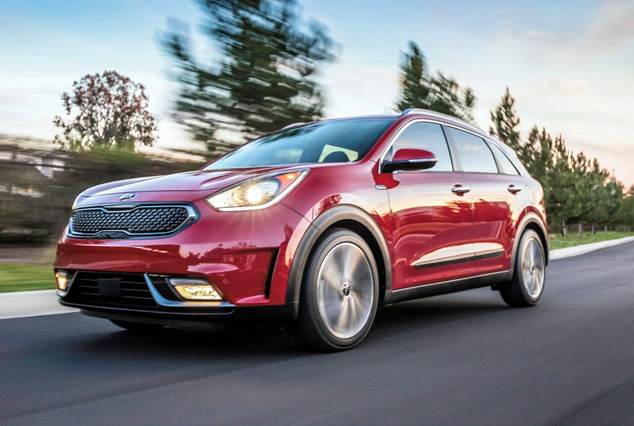 Kia Niro: Das kleine Hybrid-Crossover stößt gemeinsam mit dem Toyota H-CR in eine Marktlücke