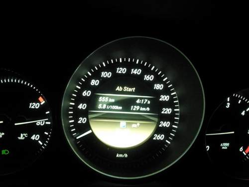 5-8l-129kmh-555km