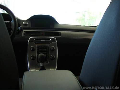 V70-0
