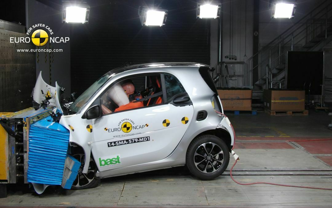 Der Smart Fortwo hat beim Euro-NCAP-Test vier von fünf Sternen bekommen