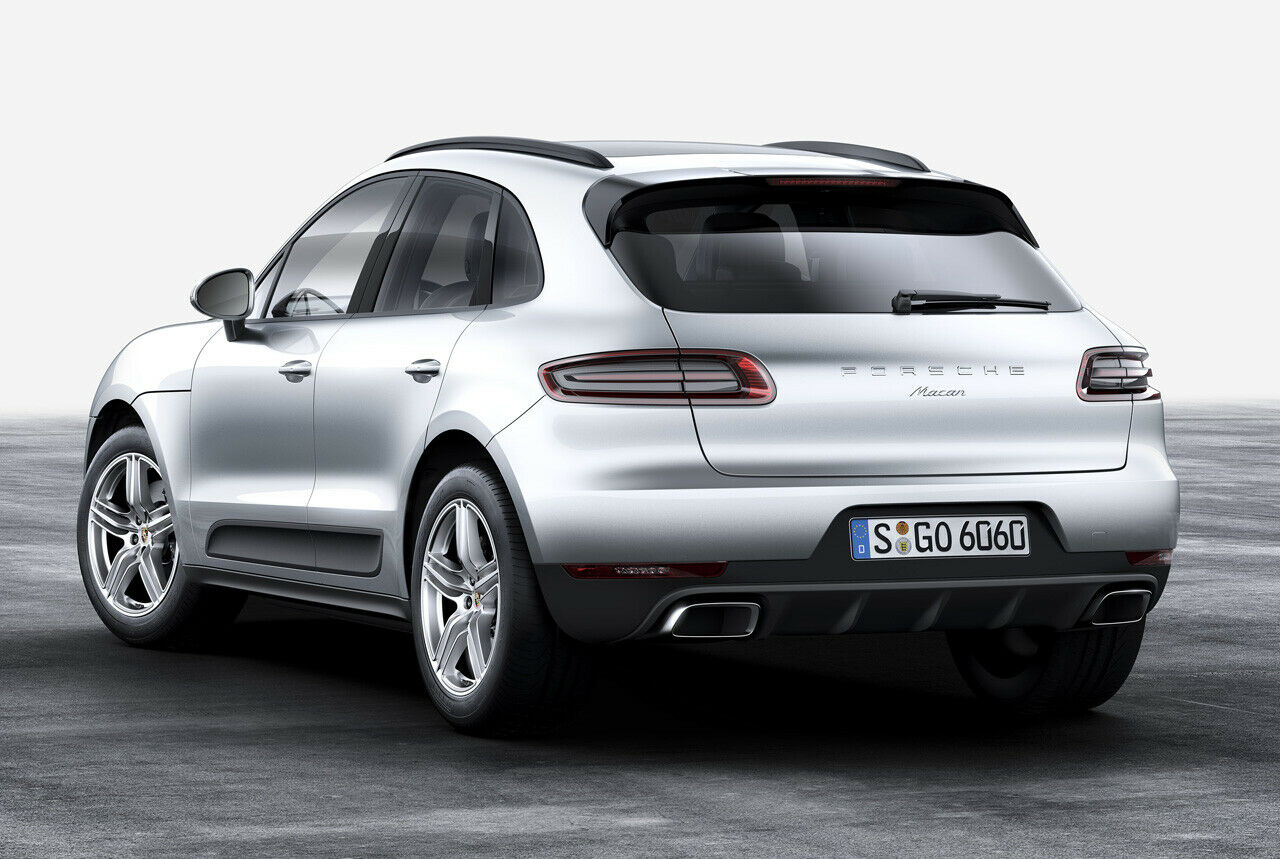 Zum Modelljahr 2017 startet der Porsche Macan in Deutschland mit einem 2,0-Liter-Vierzylindermotor