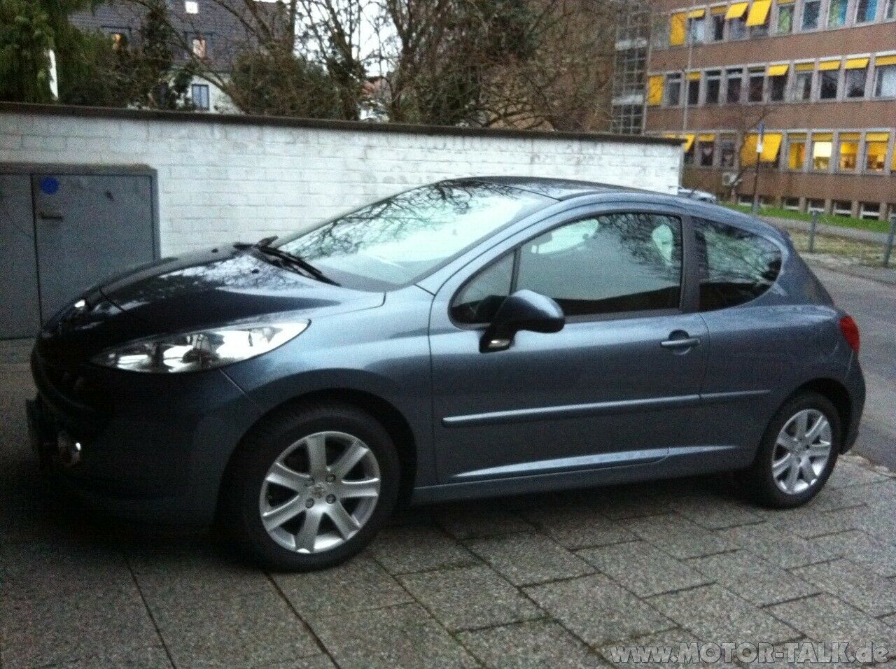 Peugeot 207 VTI 120 Sport Test