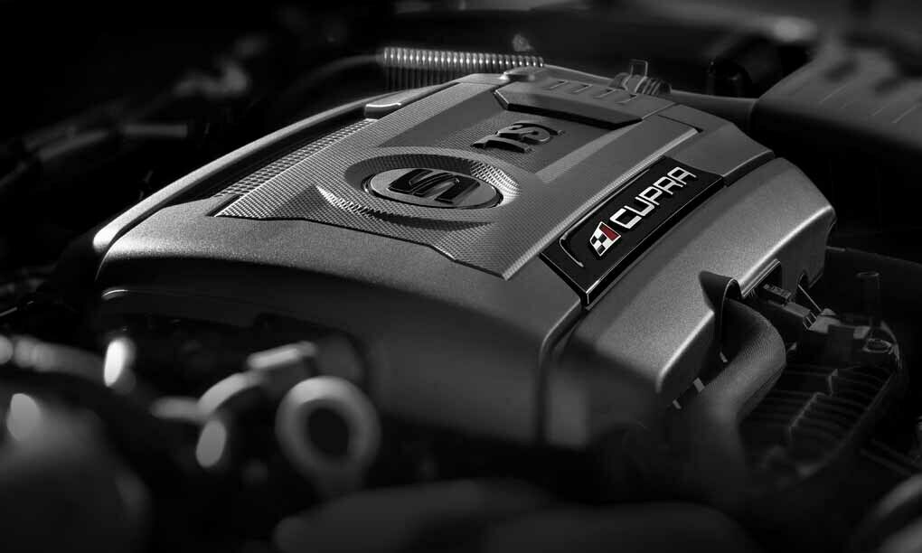 Der stammt von den stärksten Kompakten: Der 2,0-Liter-Turbobenziner kommt von Audi S3 und VW Golf R