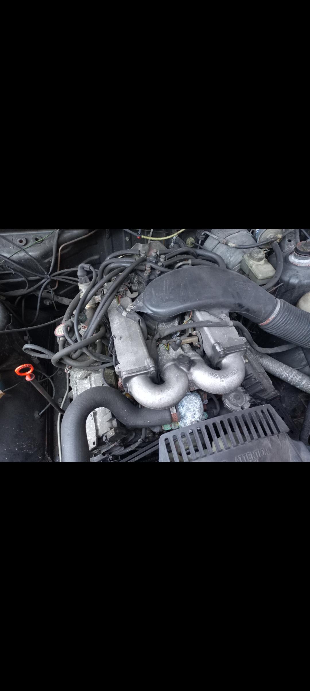 Volvo 760 GLE 2,8L B28E V6 wer kennt sich aus?