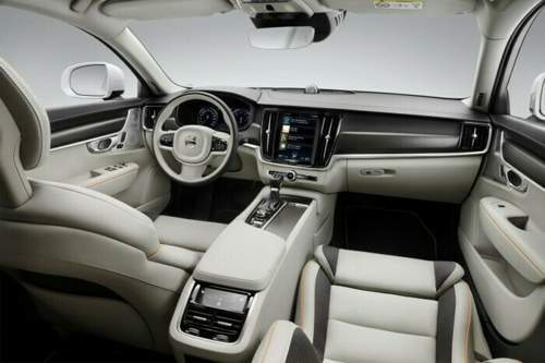 Volvo-v90-cross-country-volvo-ocean-race-20-700x467