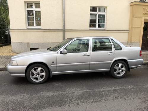 Volvo S 70