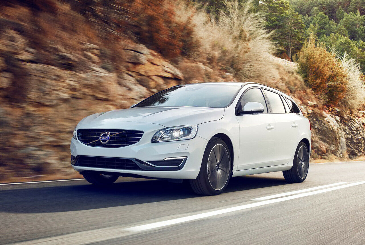 Der Aufpreis zum Standard-Kombi V60 D3 beträgt für den Linje Svart 1.950 Euro