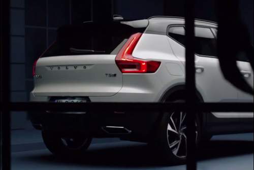 Der XC40 ähnelt seinen großen Brüdern