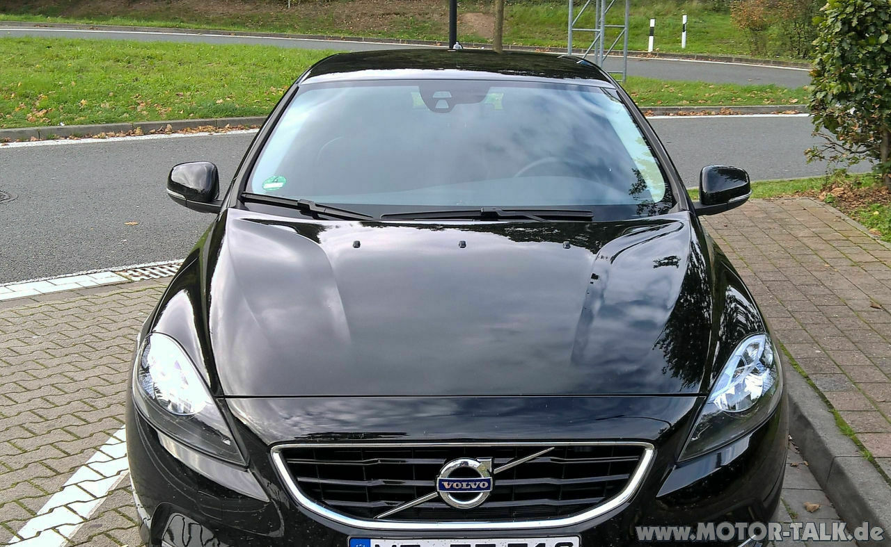 Volvo V40 2 (M/525) 2.0 D4 Test