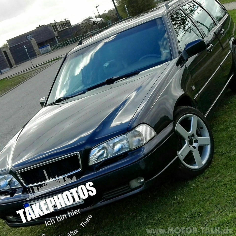 Volvo V70 1 (L) 2.5 Test