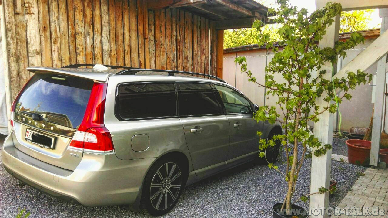 Volvo V70 3 (B) 2.0 T4 Test