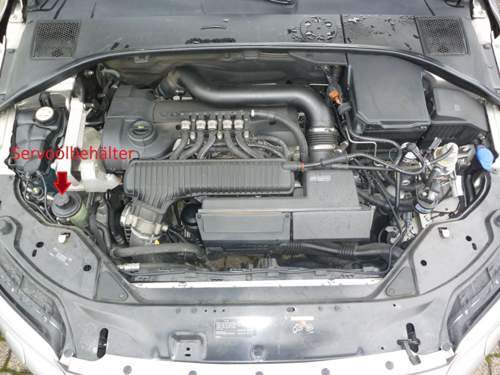 Volvo-v70iii-2-5t-cng-1-servooelbehaelter-position