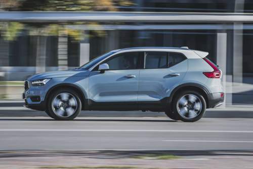 Auf der neuen Plattform für kompakte Volvo (und Geely) überzeugt der Volvo XC40 mit guten Fahreigenschaften