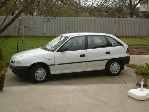 Opel Astra Start 1.4i