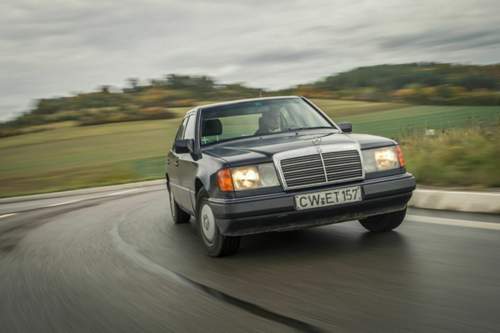 Nur ein einziges Mal blieb Nickl mit dem W124 liegen, und das auch noch kurz vor der eigenen Haustür