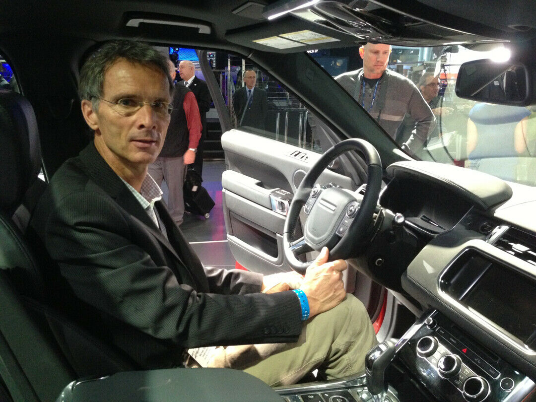 Probesitzen im Range Rover Sport: MOTOR-TALK-Reporter Michael Specht hinter dem Volant.