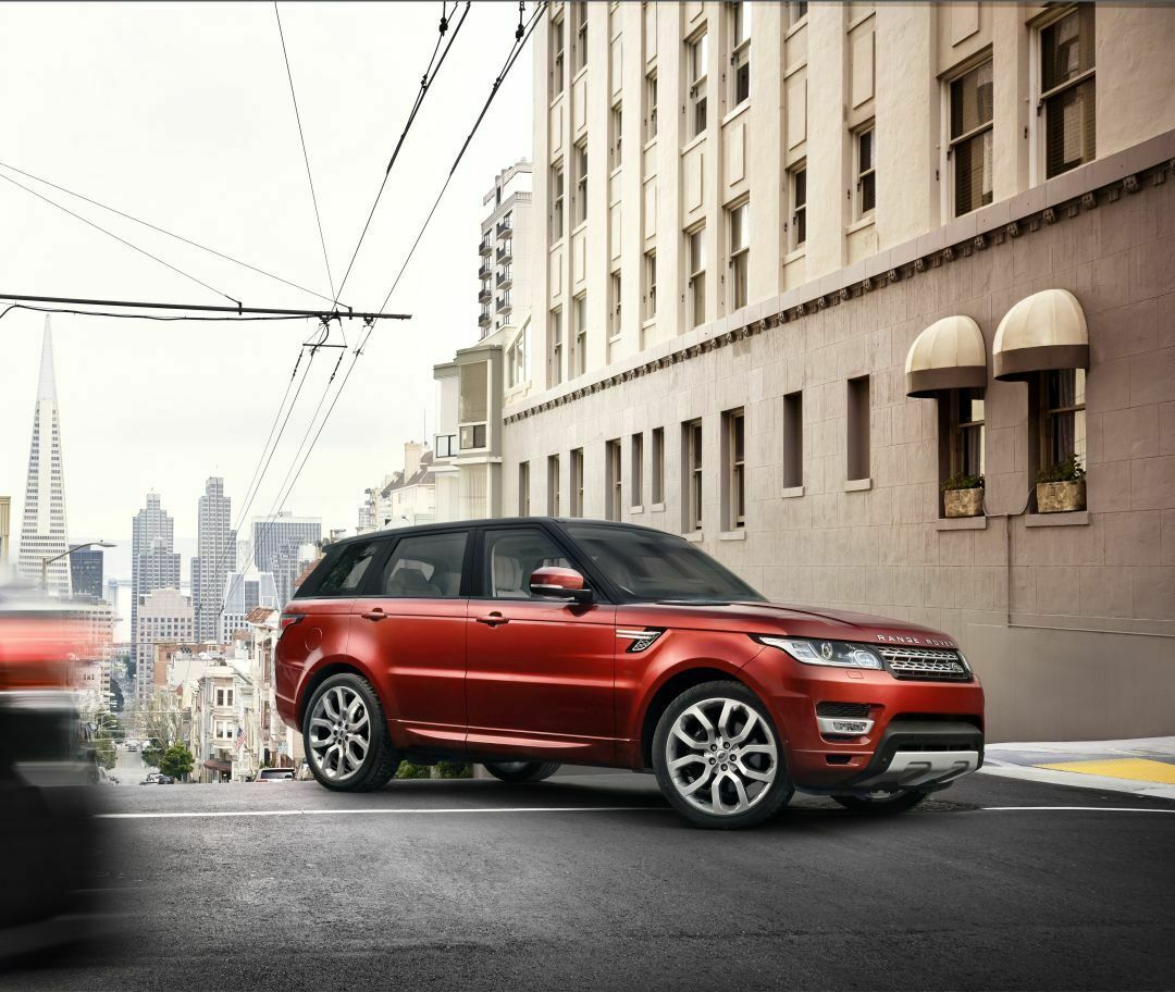 Natürlich weiß auch Land Rover, dass viele Range Rover Sport vor allem in der Stadt gut aussehen müssen.