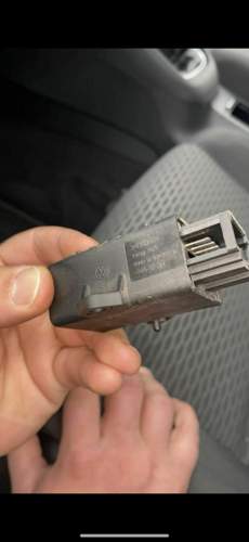 Stecker Vorne links