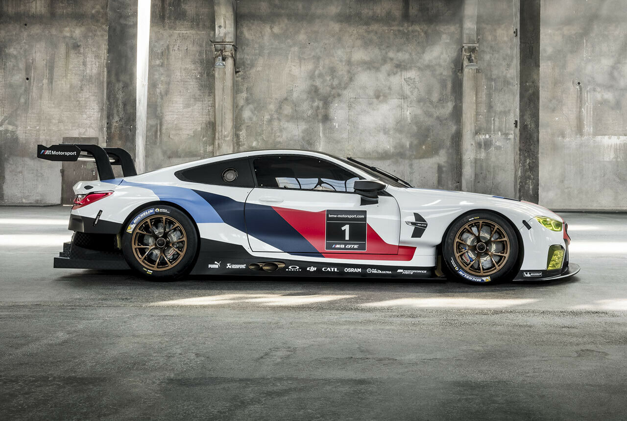 Der BMW M8 GTE ist knapp fünf Meter lang