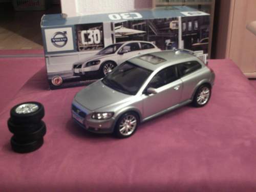 Volvo-c30-von-powco