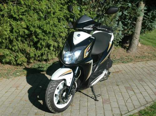 Sym Jet 4