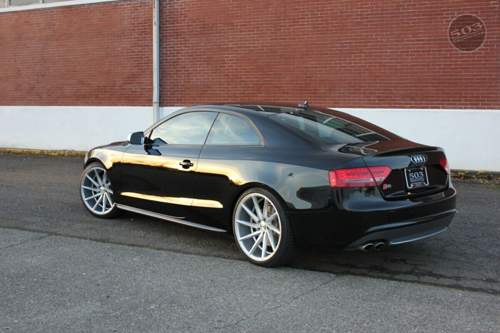 503-motoring-2010-audi-s5-expel-vossen-cvt061