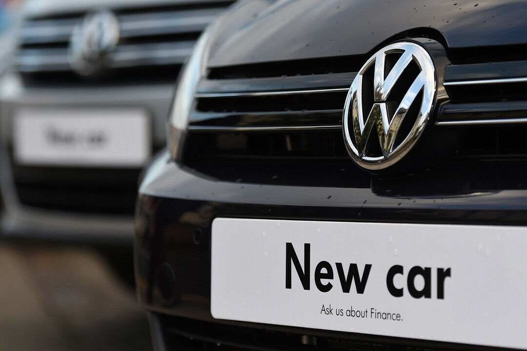 Die Autokäufer in Großbritannien haben im November die VW-Händler gemieden. Der Absatz der Wolfsburger bracht um knapp 20 Prozent ein