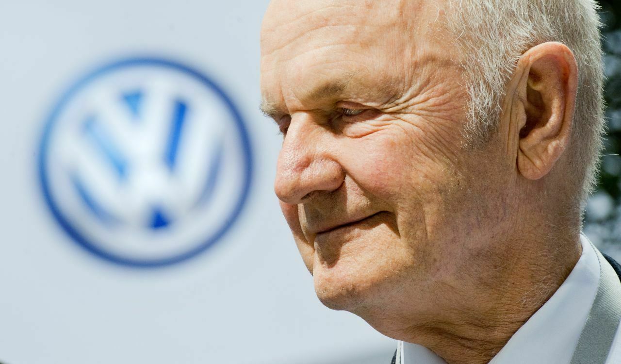 Amtlich: Ferdinand Piëch hört auf bei VW. Sobald die Übertragung seiner Anteile auf Familienmitglieder abgeschlossen ist, will er aus dem Aufsichtsrat ausscheiden