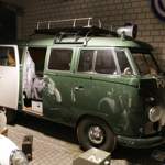 Ein Polizei-Bulli auf Basis des Volkswagen Busses der ersten Generation mit Voll-Ausstattung