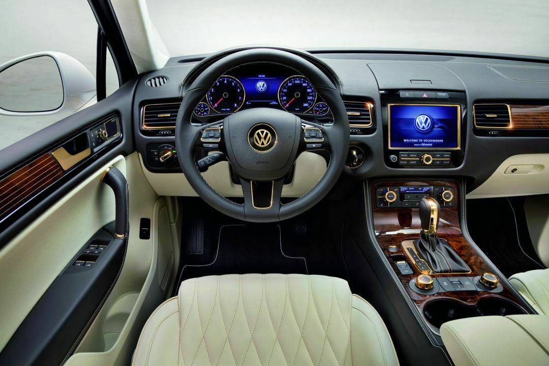 VW Touareg Gold Edition