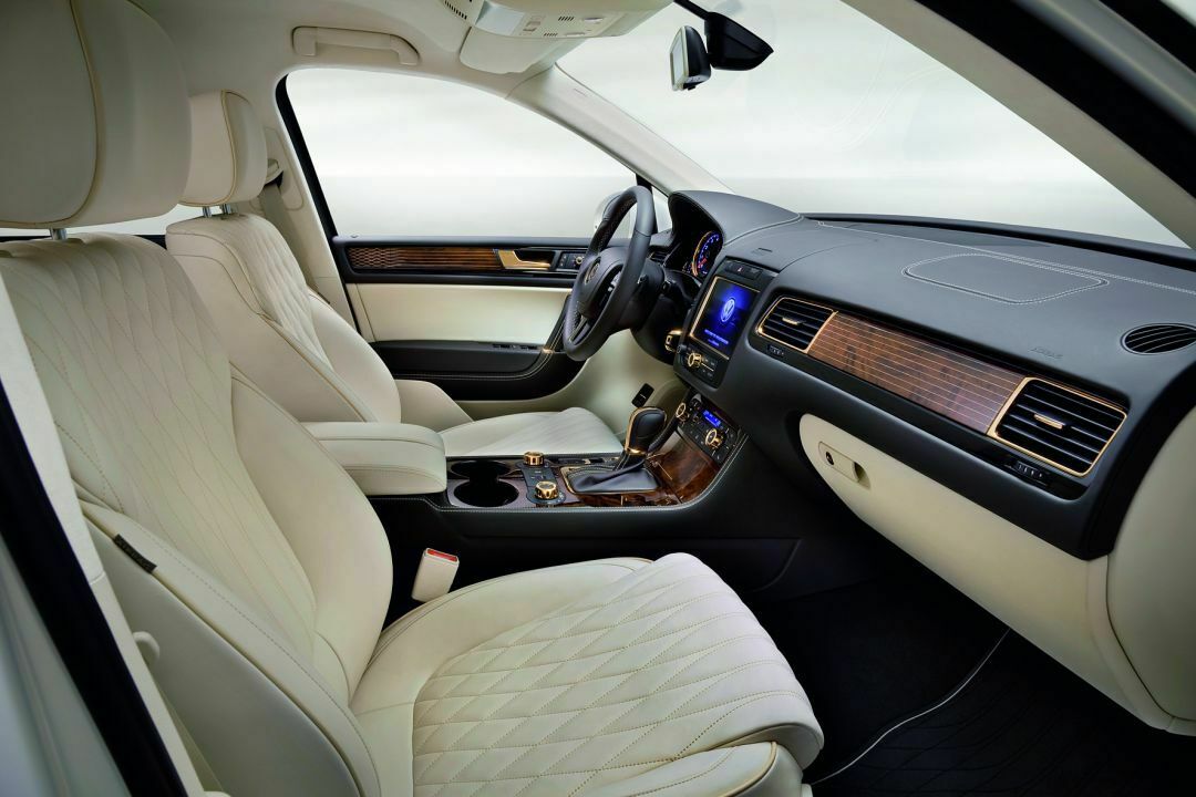 VW Touareg Gold Edition