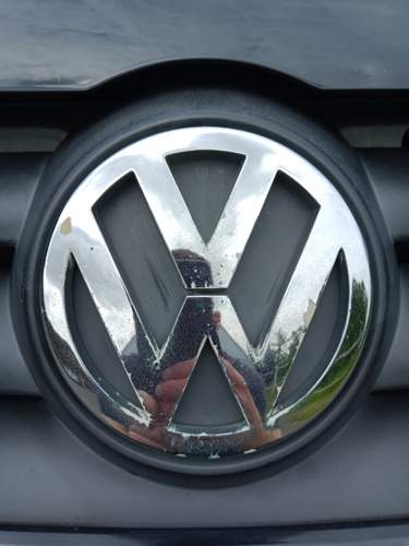 VW Fox Emblem vorn