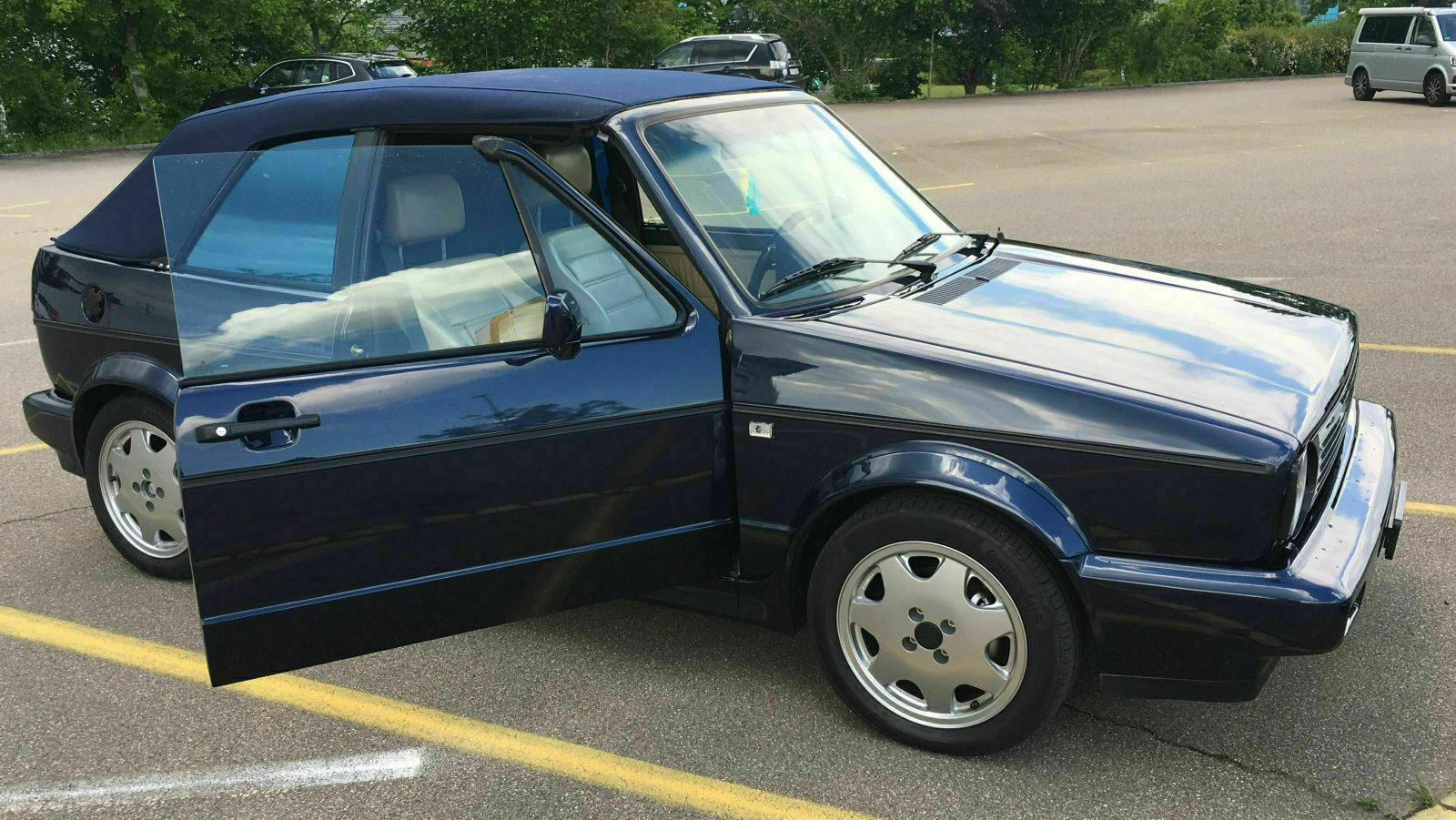 VW Golf 1 (17, 155) 1.8 Cabriolet Test