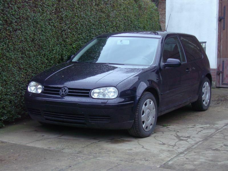 VW Golf 4 TDI Wieviel mm ab Werk tiefer? Bitte helfen...