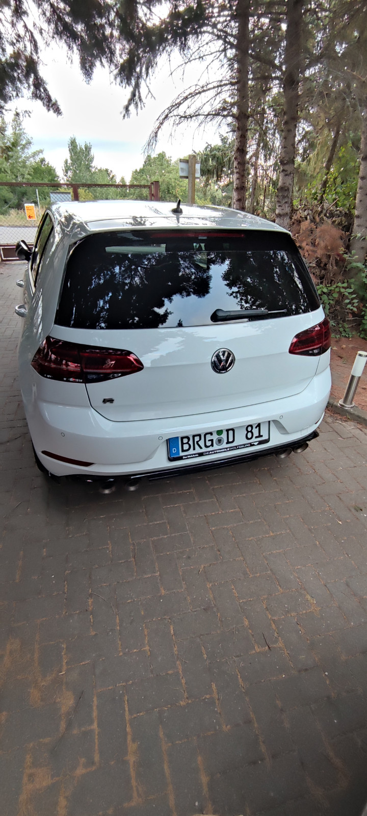VW Golf 7 (AU/5G) R 2.0 TSI von Chris-0681
