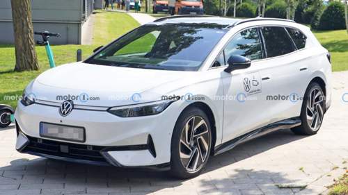 Volkswagen-id-7-electric-wagon-spy-photos