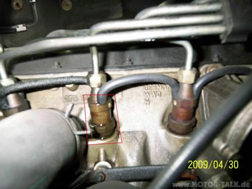 Motor-oelaustritt-3