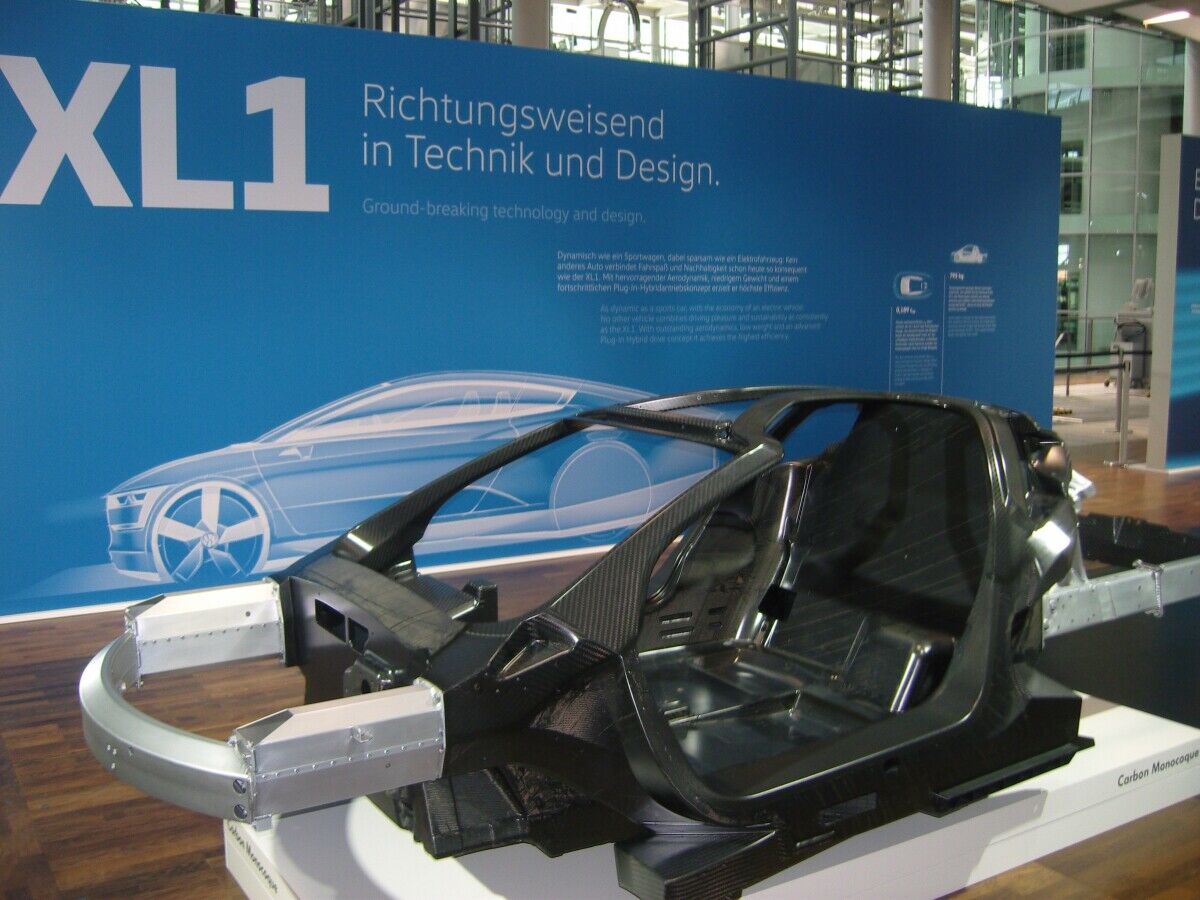 VW setzt Dresdner Werk unter Strom